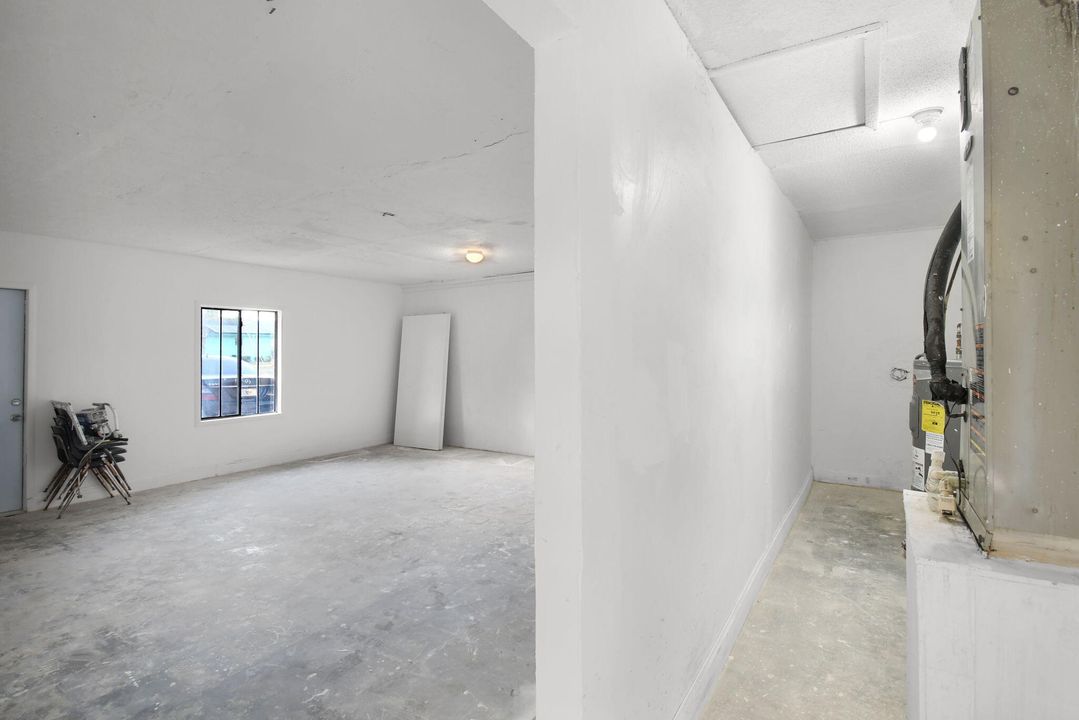 En Venta: $335,000 (4 camas, 2 baños, 1623 Pies cuadrados)