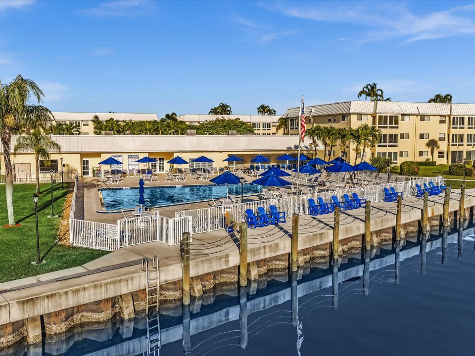 待售: $439,900 (2 贝兹, 2 浴室, 1200 平方英尺)