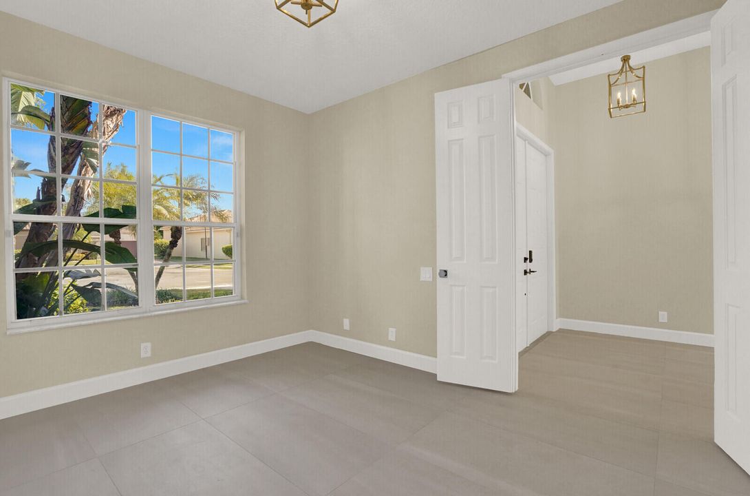 На продажу: $555,000 (3 спален, 2 ванн, 2196 Квадратных фут)