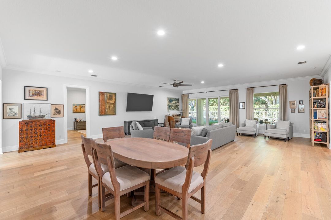 На продажу: $1,900,000 (4 спален, 4 ванн, 3380 Квадратных фут)