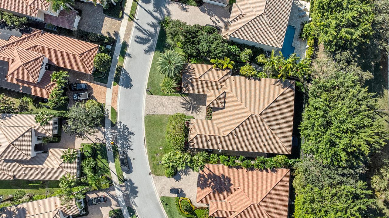 На продажу: $1,900,000 (4 спален, 4 ванн, 3380 Квадратных фут)