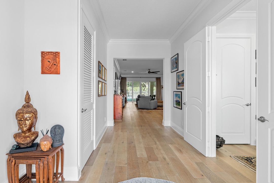 На продажу: $1,900,000 (4 спален, 4 ванн, 3380 Квадратных фут)