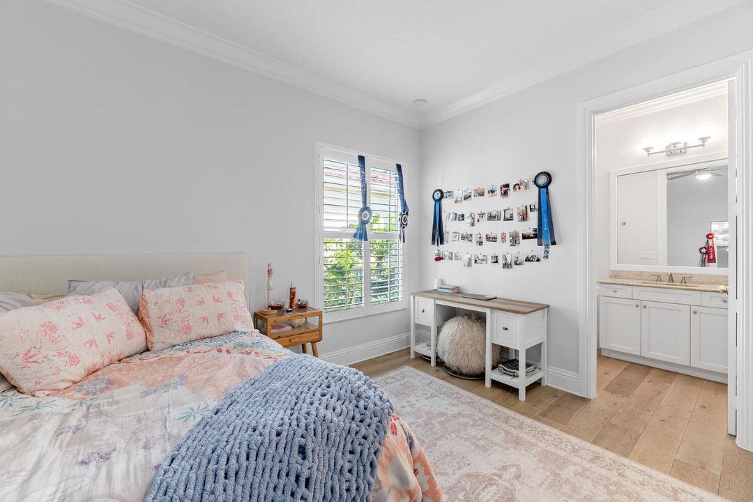 На продажу: $1,900,000 (4 спален, 4 ванн, 3380 Квадратных фут)