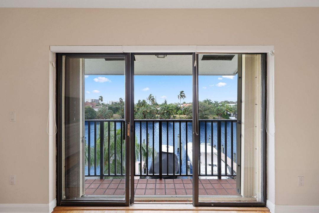 На продажу: $875,000 (2 спален, 2 ванн, 1512 Квадратных фут)