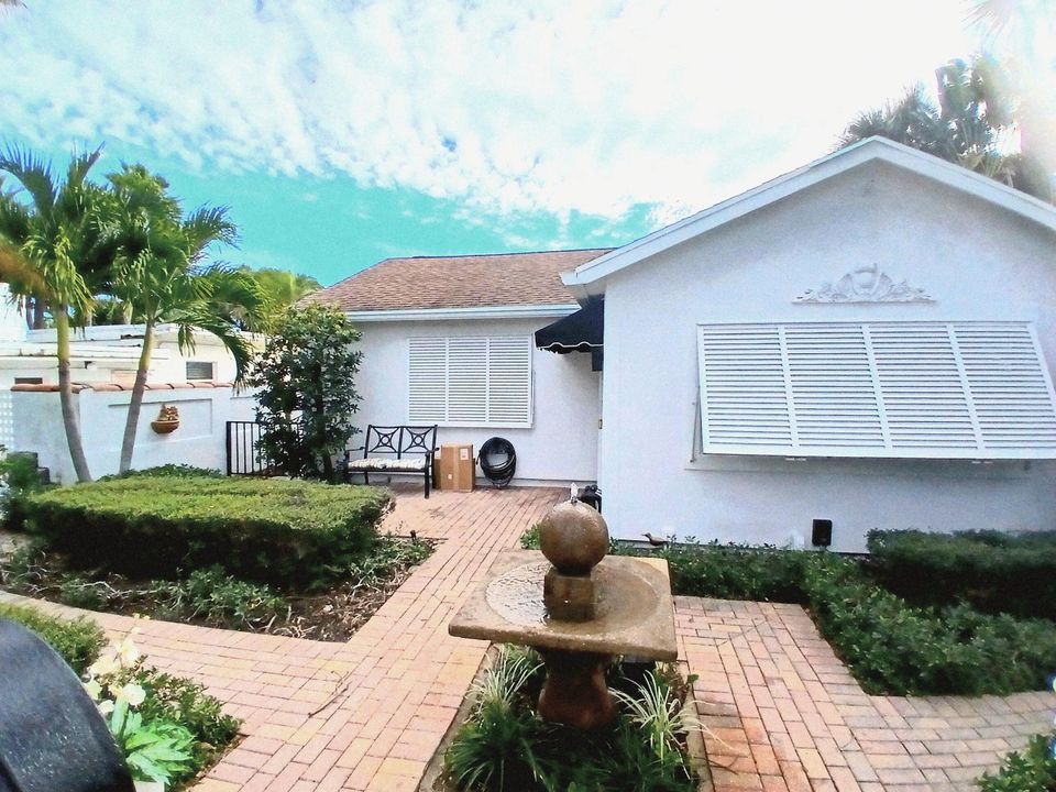 待售: $1,300,000 (0 贝兹, 0 浴室, 2286 平方英尺)