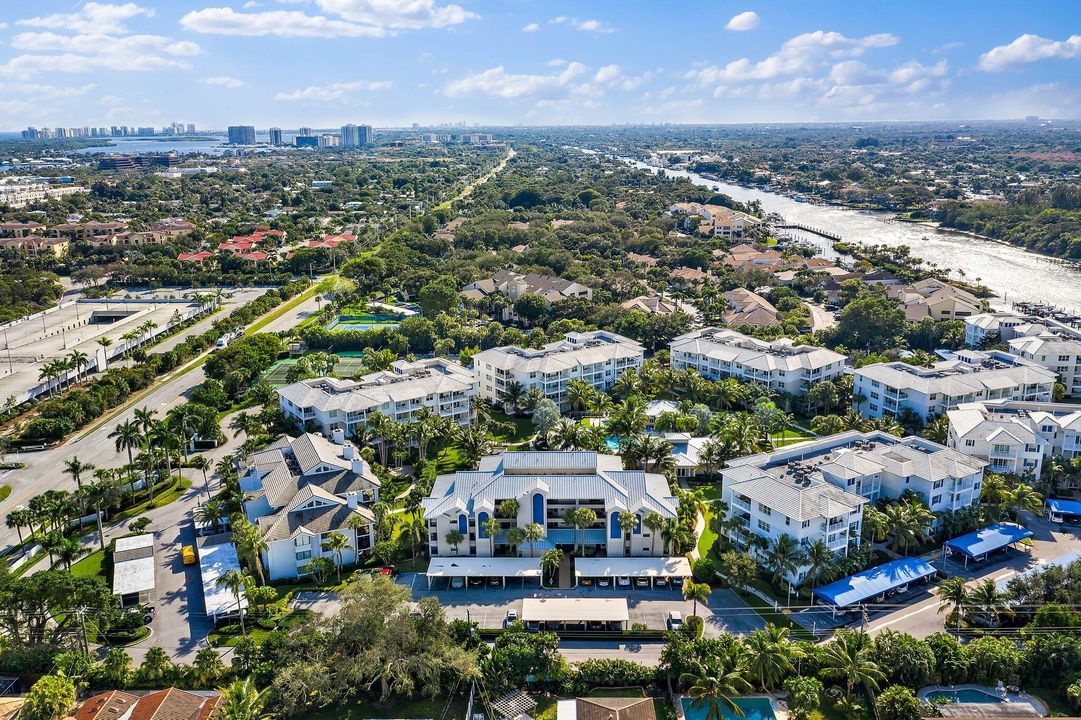 待售: $450,000 (2 贝兹, 2 浴室, 1206 平方英尺)