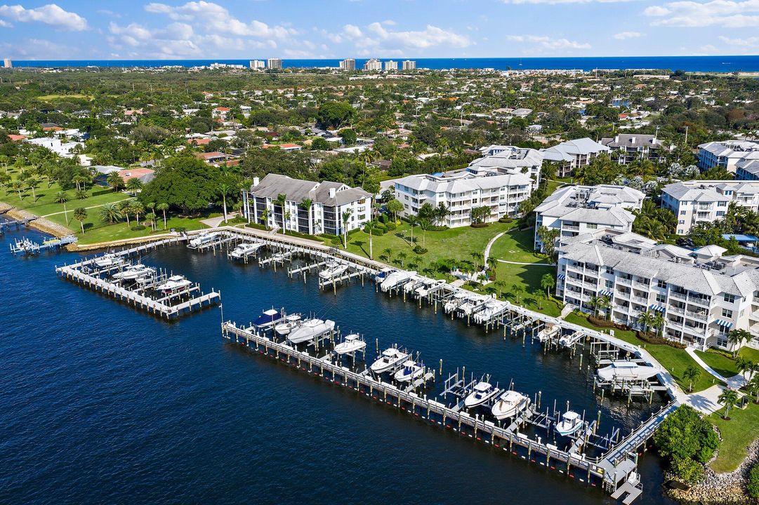 待售: $450,000 (2 贝兹, 2 浴室, 1206 平方英尺)