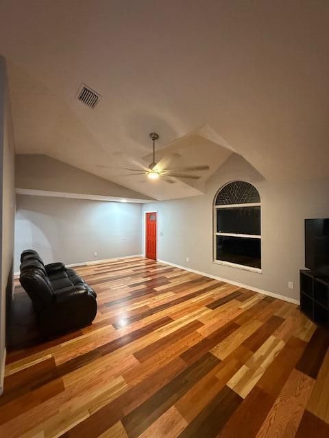 待售: $385,000 (3 贝兹, 2 浴室, 1908 平方英尺)