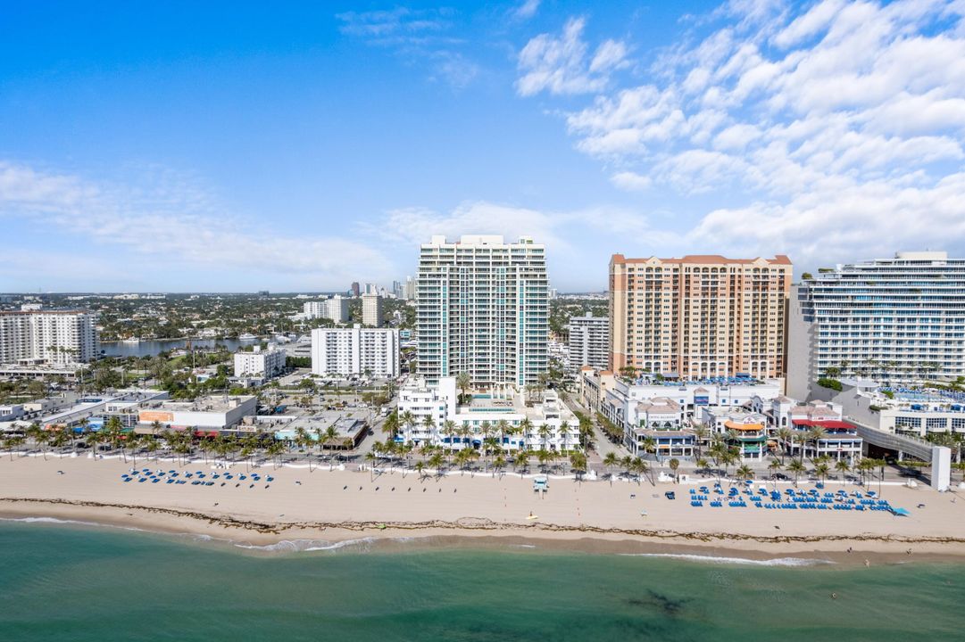 For Sale: $1,790,000 (3 beds, 3 baths, 2380 Square Feet)