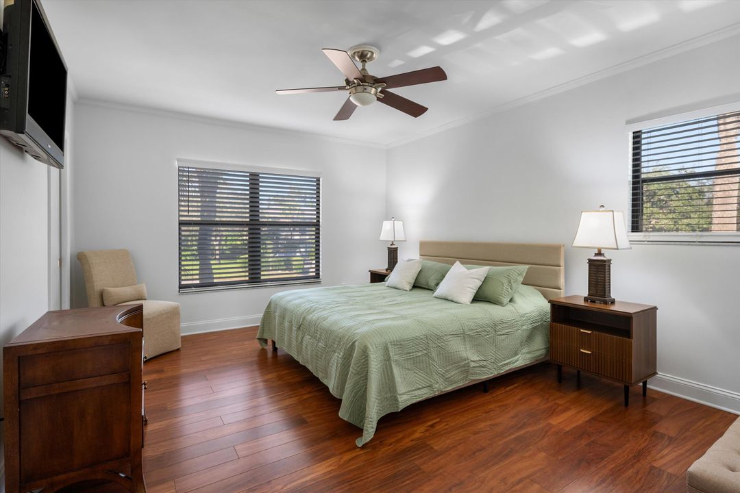 На продажу: $915,000 (3 спален, 3 ванн, 1800 Квадратных фут)