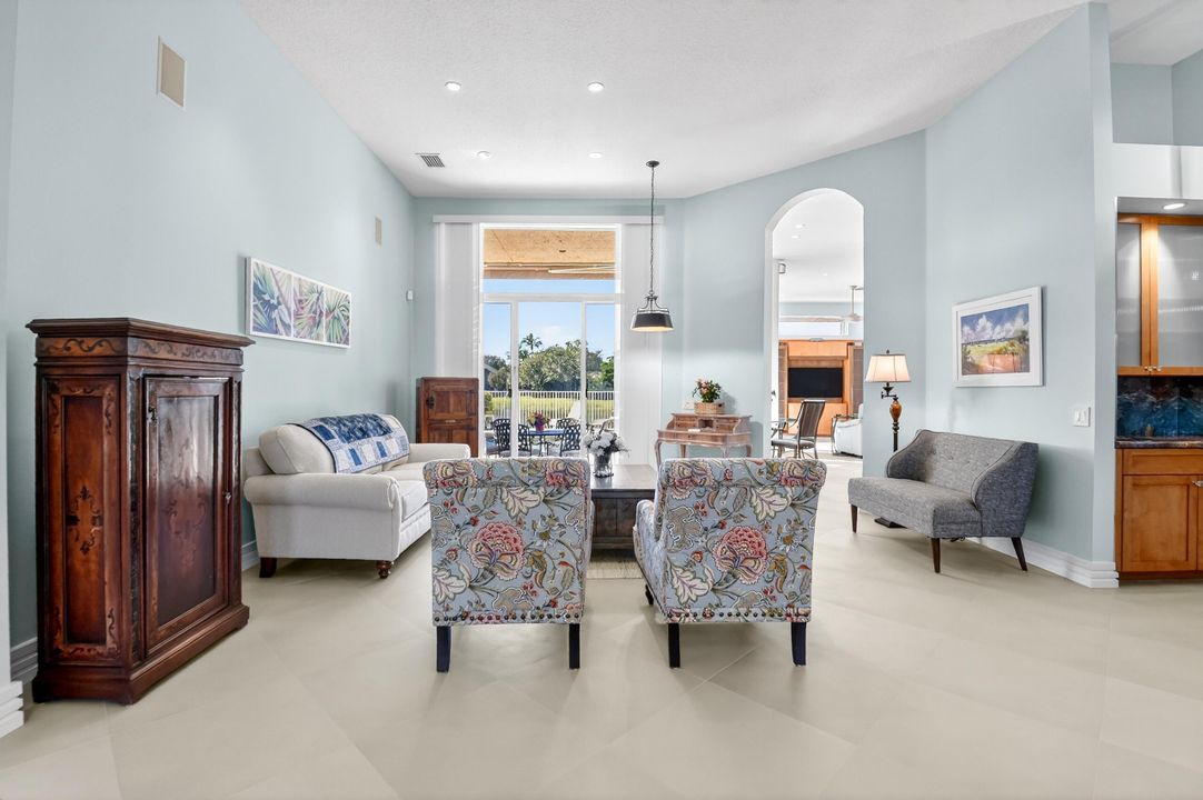 For Sale: $1,300,000 (4 beds, 3 baths, 3161 Square Feet)