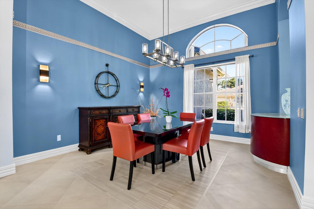 For Sale: $1,300,000 (4 beds, 3 baths, 3161 Square Feet)