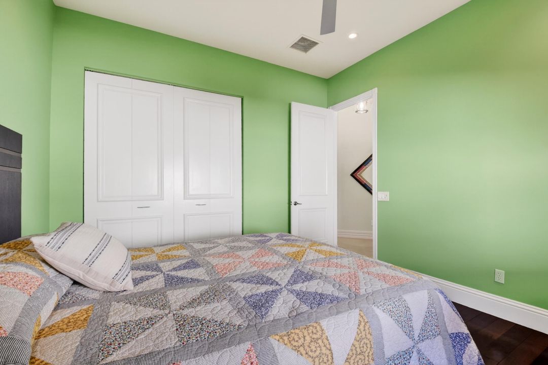 For Sale: $1,300,000 (4 beds, 3 baths, 3161 Square Feet)