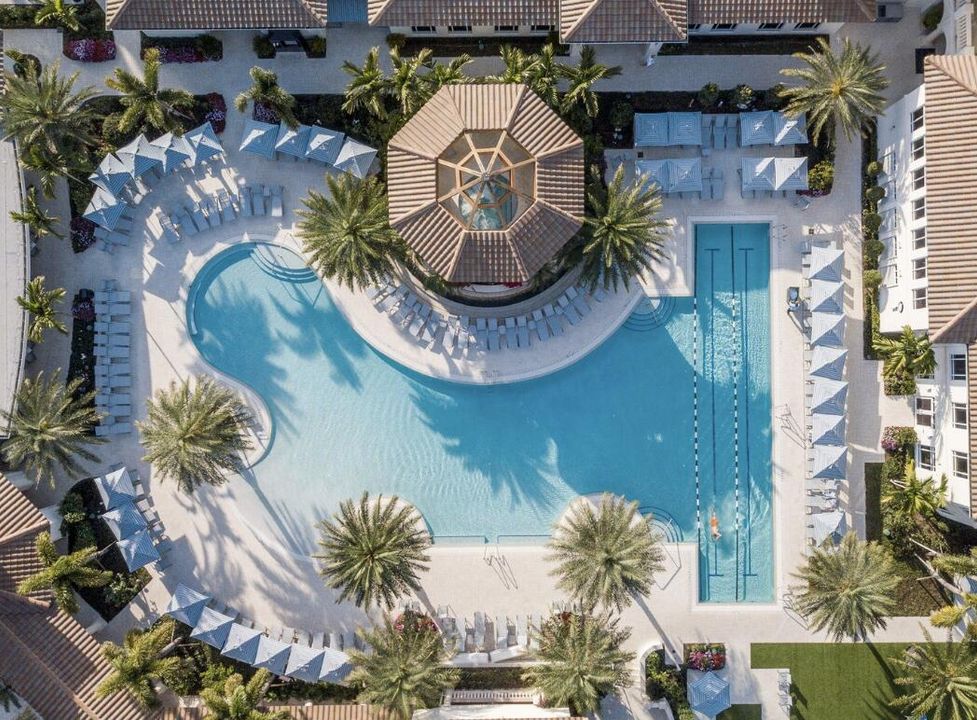 出租: $45,000 (5 贝兹, 5 浴室, 4633 平方英尺)