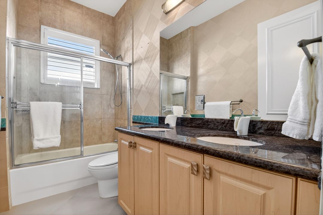 For Sale: $1,300,000 (4 beds, 3 baths, 3161 Square Feet)