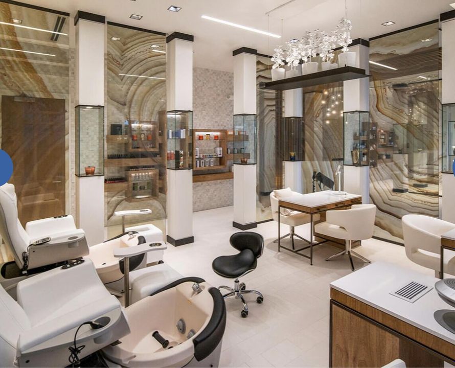 出租: $45,000 (5 贝兹, 5 浴室, 4633 平方英尺)