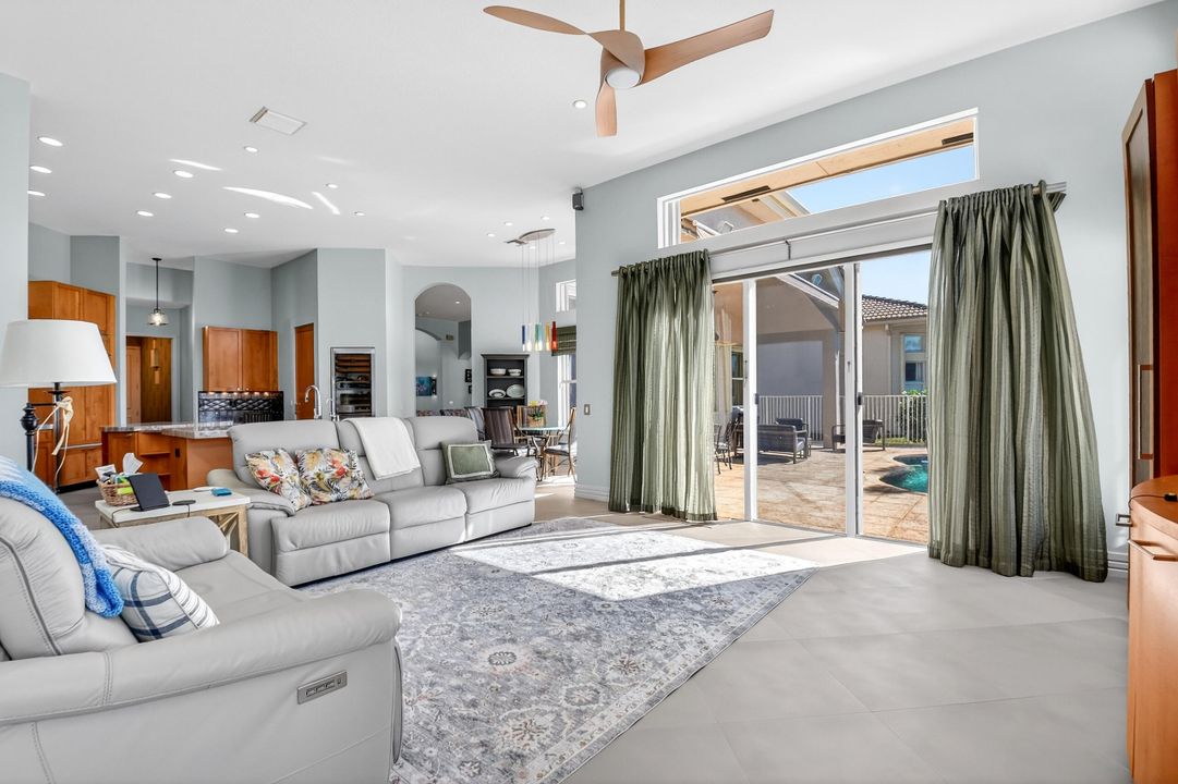 For Sale: $1,300,000 (4 beds, 3 baths, 3161 Square Feet)