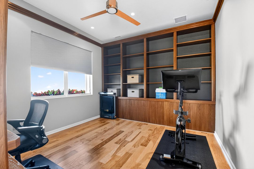 For Sale: $1,300,000 (4 beds, 3 baths, 3161 Square Feet)