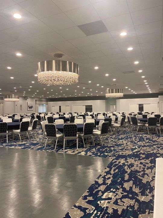 待售: $129,000 (2 贝兹, 2 浴室, 1070 平方英尺)