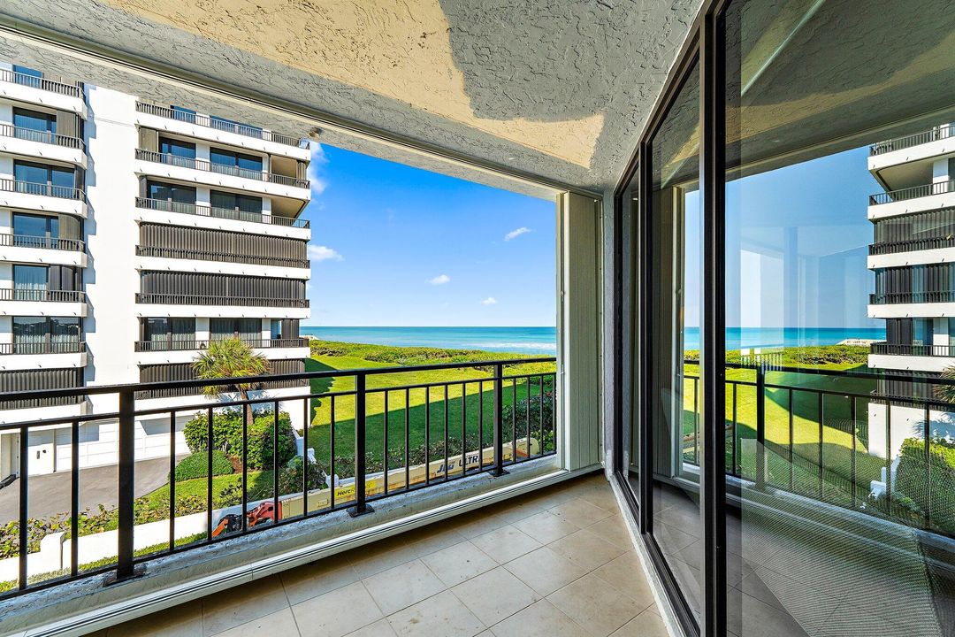 待售: $2,095,000 (3 贝兹, 3 浴室, 2676 平方英尺)