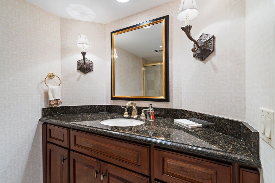 待售: $2,095,000 (3 贝兹, 3 浴室, 2676 平方英尺)