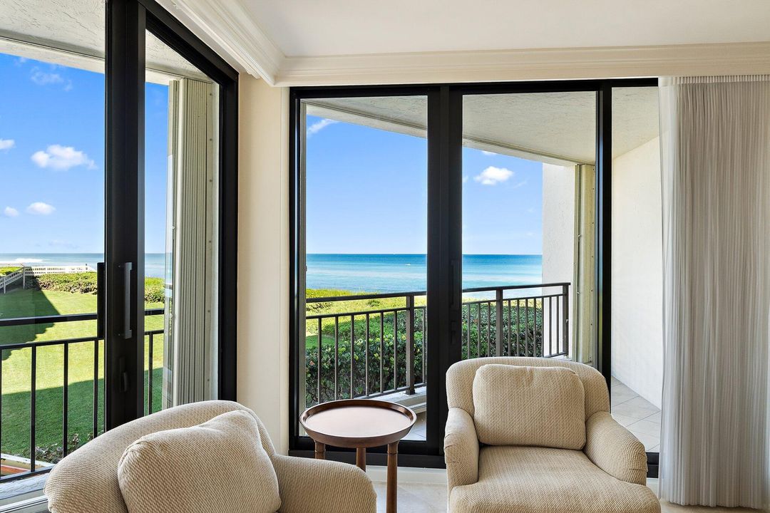 待售: $2,095,000 (3 贝兹, 3 浴室, 2676 平方英尺)