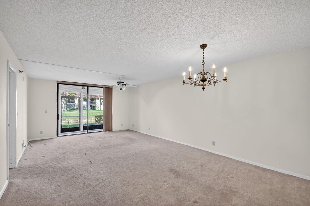 待售: $100,000 (2 贝兹, 2 浴室, 1200 平方英尺)