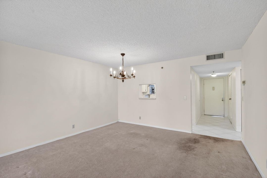 待售: $100,000 (2 贝兹, 2 浴室, 1200 平方英尺)