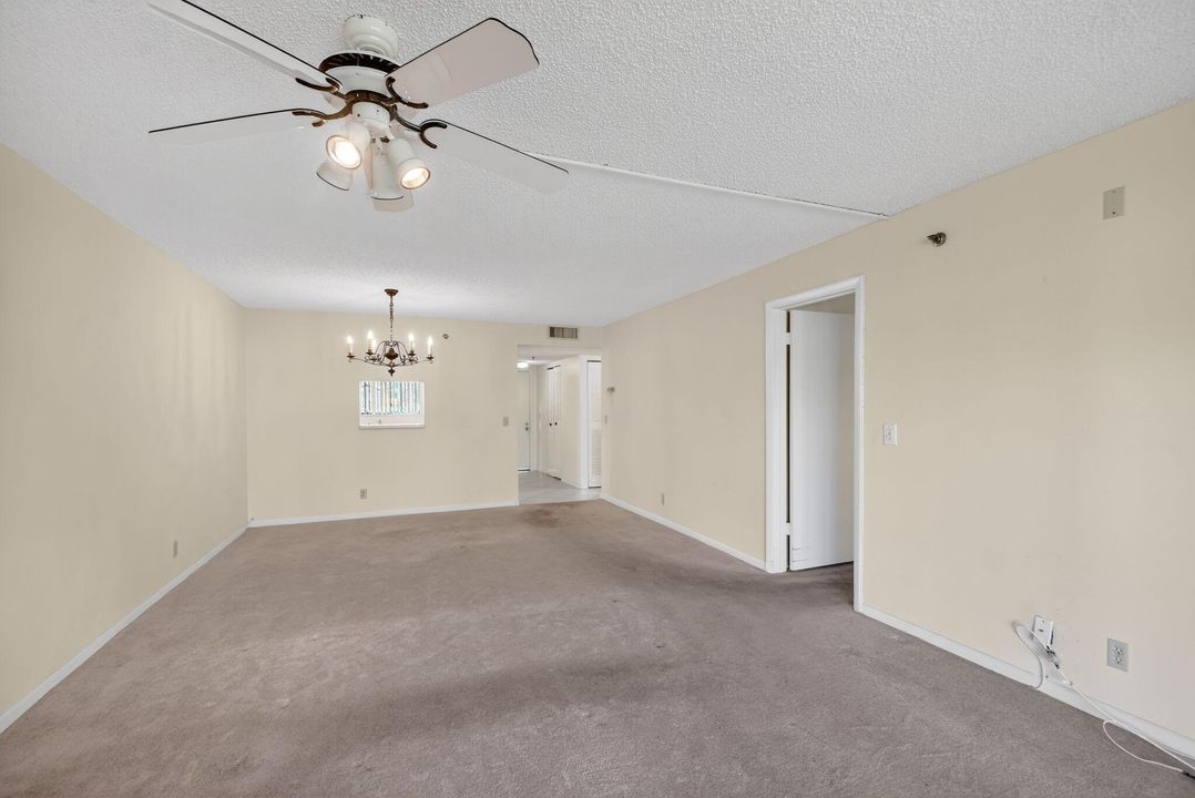 待售: $100,000 (2 贝兹, 2 浴室, 1200 平方英尺)