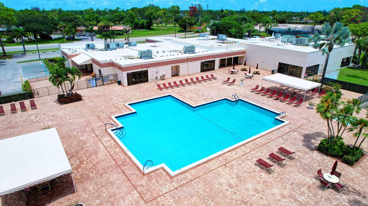 待售: $100,000 (2 贝兹, 2 浴室, 1200 平方英尺)