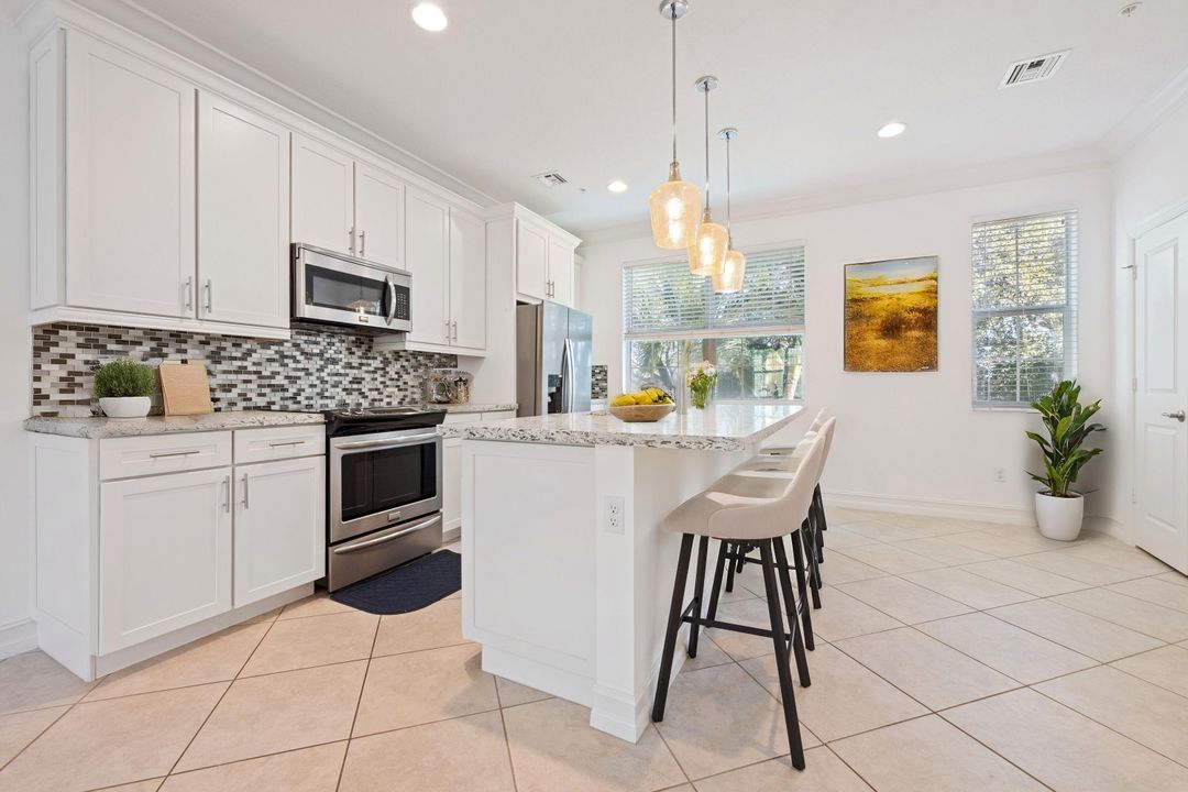 出租: $2,800 (3 贝兹, 2 浴室, 1640 平方英尺)