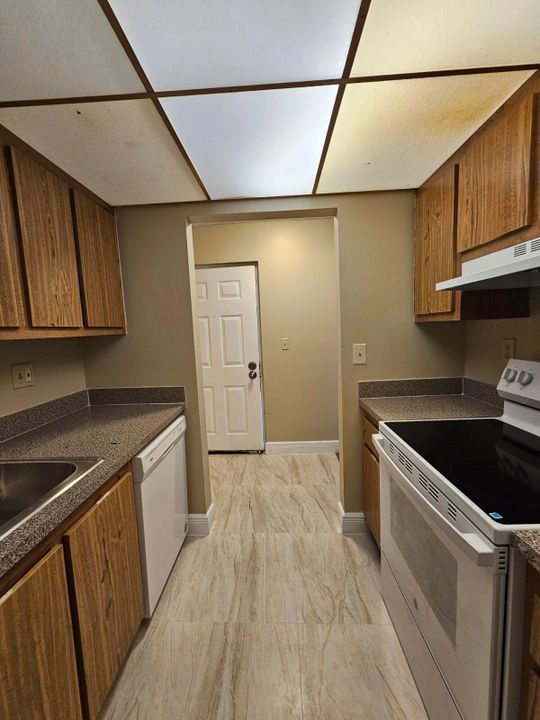 En Renta: $1,650 (2 camas, 1 baños, 850 Pies cuadrados)