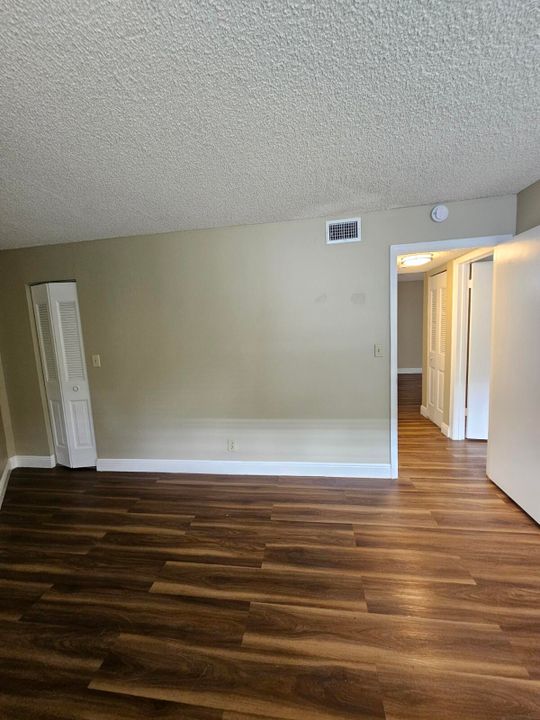 En Renta: $1,650 (2 camas, 1 baños, 850 Pies cuadrados)