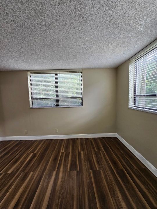 En Renta: $1,650 (2 camas, 1 baños, 850 Pies cuadrados)