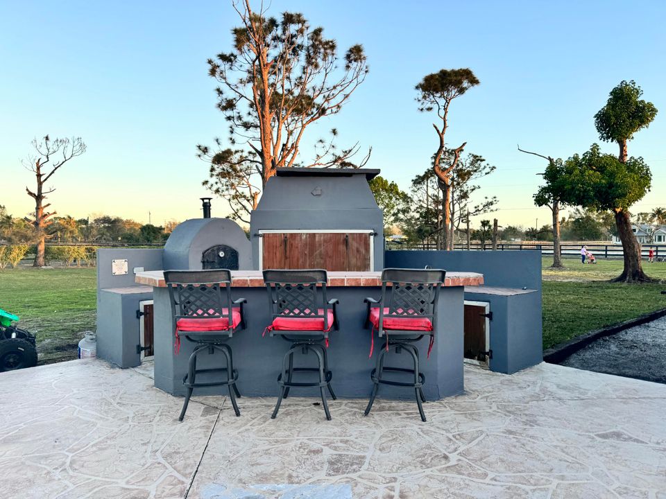 На продажу: $3,950,000 (4 спален, 3 ванн, 2952 Квадратных фут)