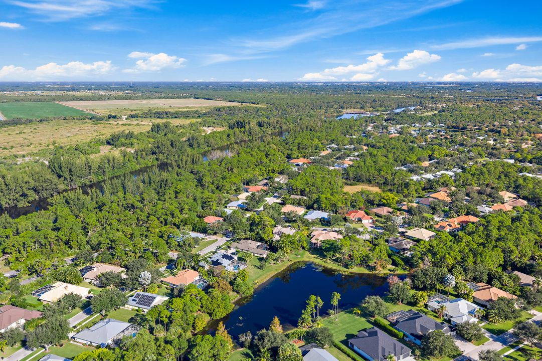 На продажу: $878,500 (4 спален, 3 ванн, 2735 Квадратных фут)