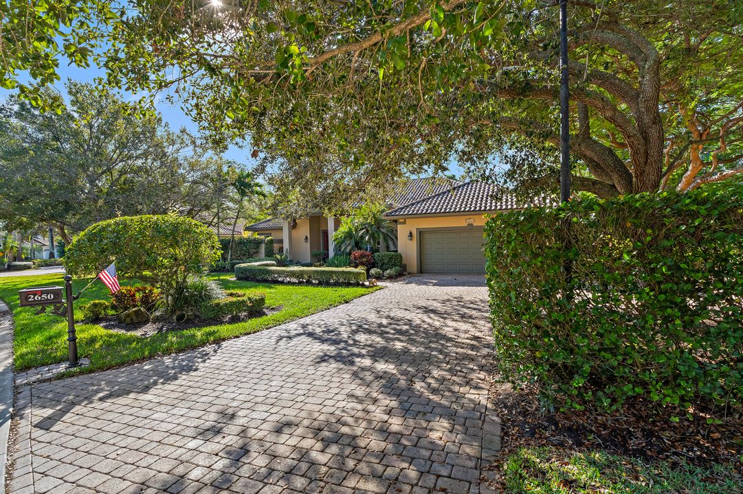 На продажу: $878,500 (4 спален, 3 ванн, 2735 Квадратных фут)