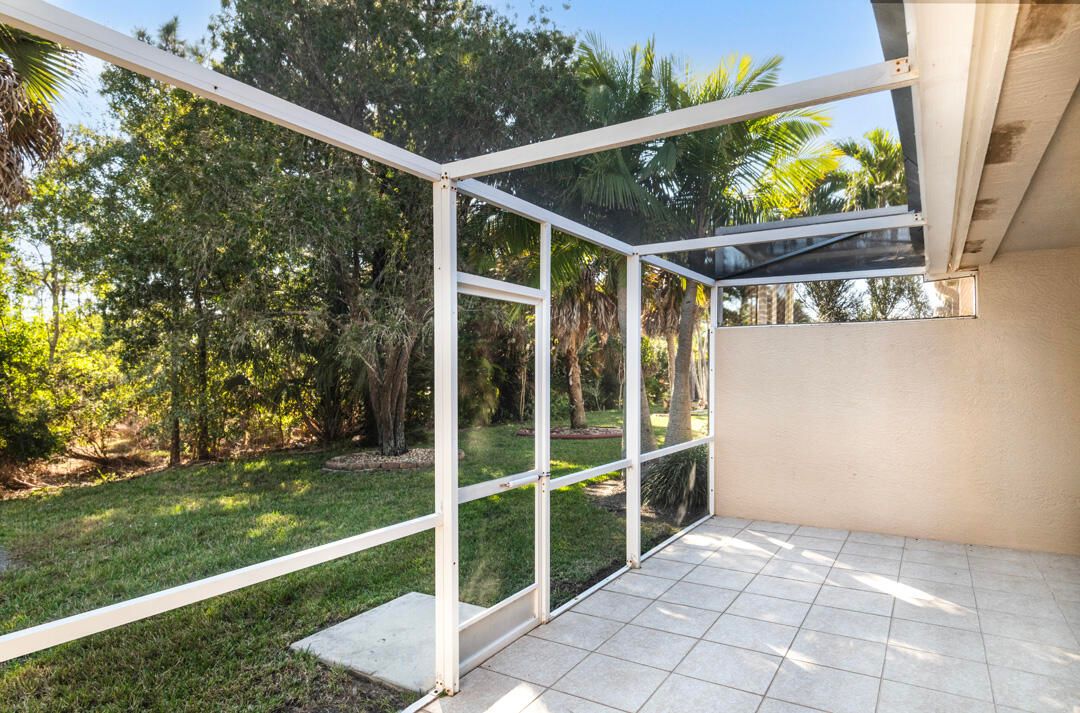 En Venta: $379,000 (2 camas, 2 baños, 1343 Pies cuadrados)