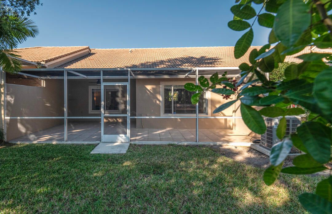 En Venta: $379,000 (2 camas, 2 baños, 1343 Pies cuadrados)