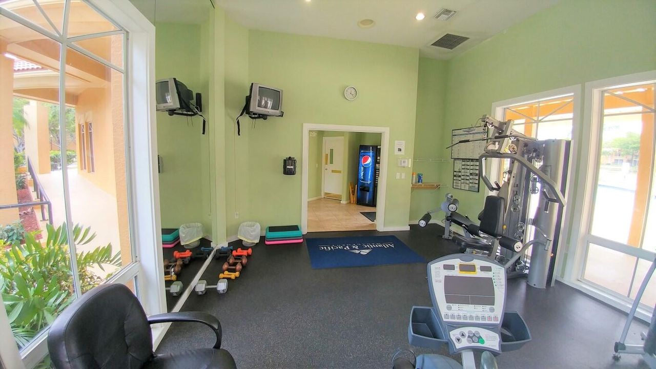 En Renta: $2,100 (2 camas, 2 baños, 1101 Pies cuadrados)