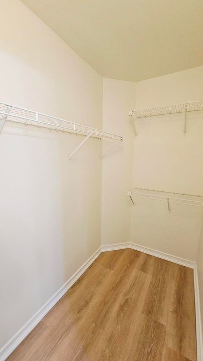 En Renta: $2,100 (2 camas, 2 baños, 1101 Pies cuadrados)