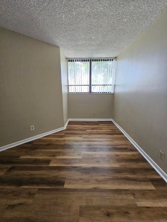 En Renta: $1,675 (2 camas, 1 baños, 850 Pies cuadrados)