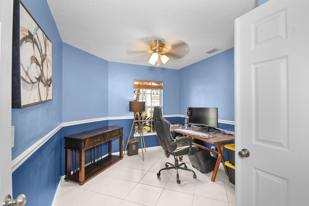 待售: $575,000 (5 贝兹, 3 浴室, 2624 平方英尺)