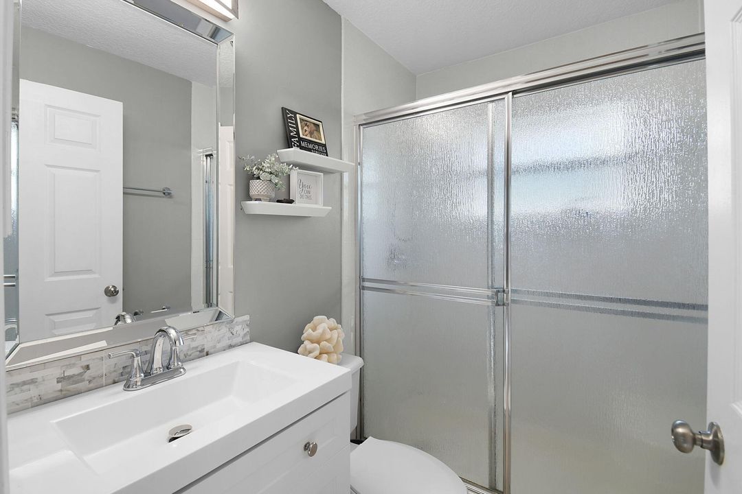 待售: $575,000 (5 贝兹, 3 浴室, 2624 平方英尺)