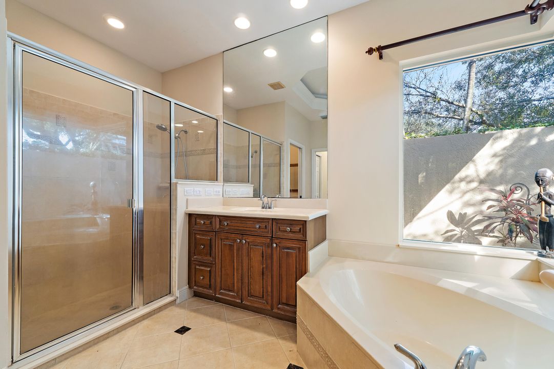 На продажу: $878,500 (4 спален, 3 ванн, 2735 Квадратных фут)