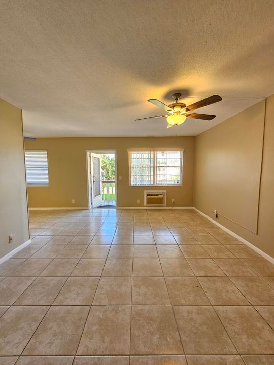 En Renta: $1,350 (2 camas, 1 baños, 819 Pies cuadrados)