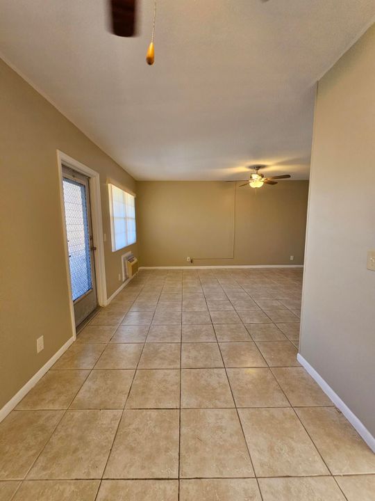 En Renta: $1,350 (2 camas, 1 baños, 819 Pies cuadrados)