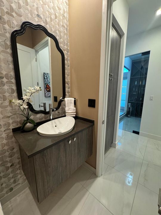 待售: $1,549,000 (4 贝兹, 4 浴室, 3248 平方英尺)