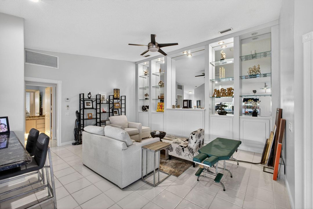 待售: $525,000 (2 贝兹, 2 浴室, 1525 平方英尺)