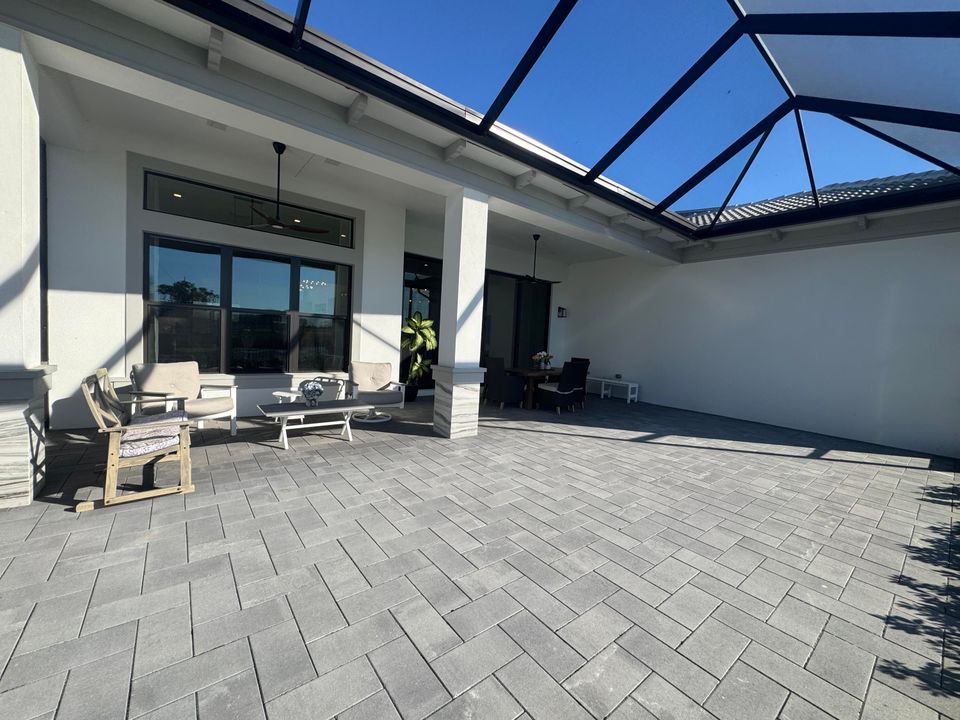 待售: $1,549,000 (4 贝兹, 4 浴室, 3248 平方英尺)